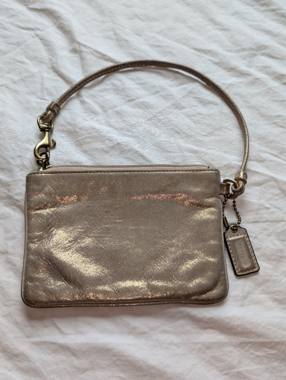Vintage Coach Poppy Leather Metallic Gold Wristlet - Picture 2 of 7